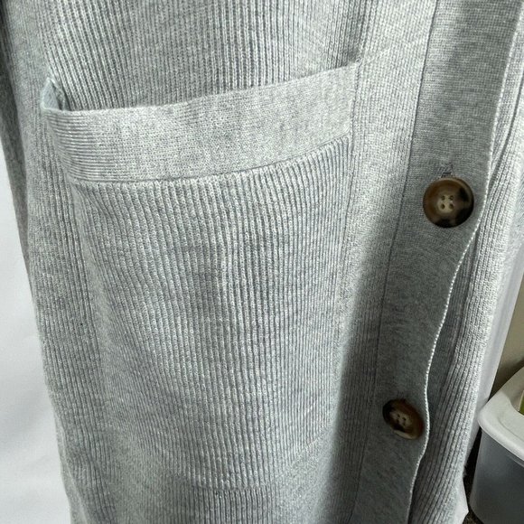 Elodie Long Sleeve Horn Button Sweater Cardigan Sz S Gray V-Neck Ribbed NWT - Picture 2 of 7